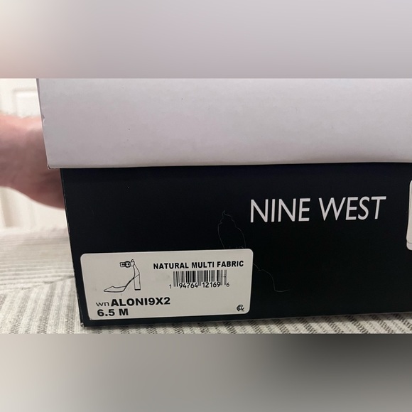 Nine West Natural Multi Fabric Size 6 1/2 Women’s Heels. New in Box. - Picture 5 of 5